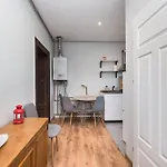 Modrzejewska Apartment *