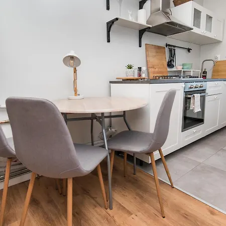 Modrzejewska Apartment *